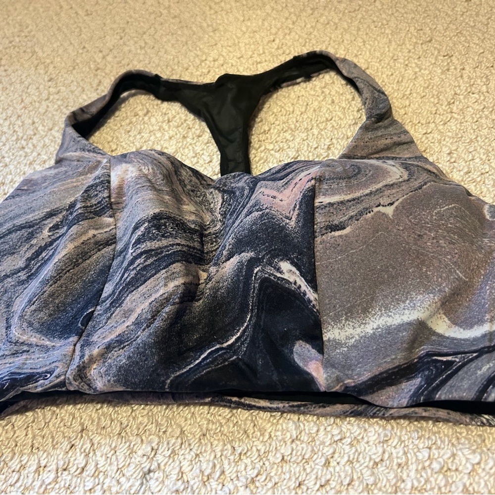 Victoria’s Secret- Women’s Marble-Print Racerback Sports Bra - Black & Gray